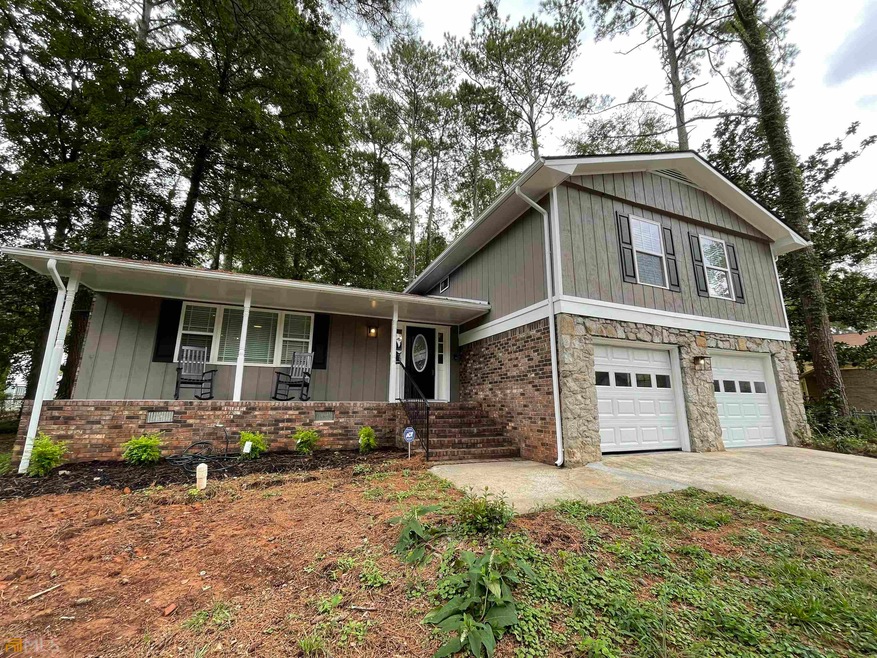 4072 Bouldercrest Rd, Ellenwood, GA 30294 - photo 1