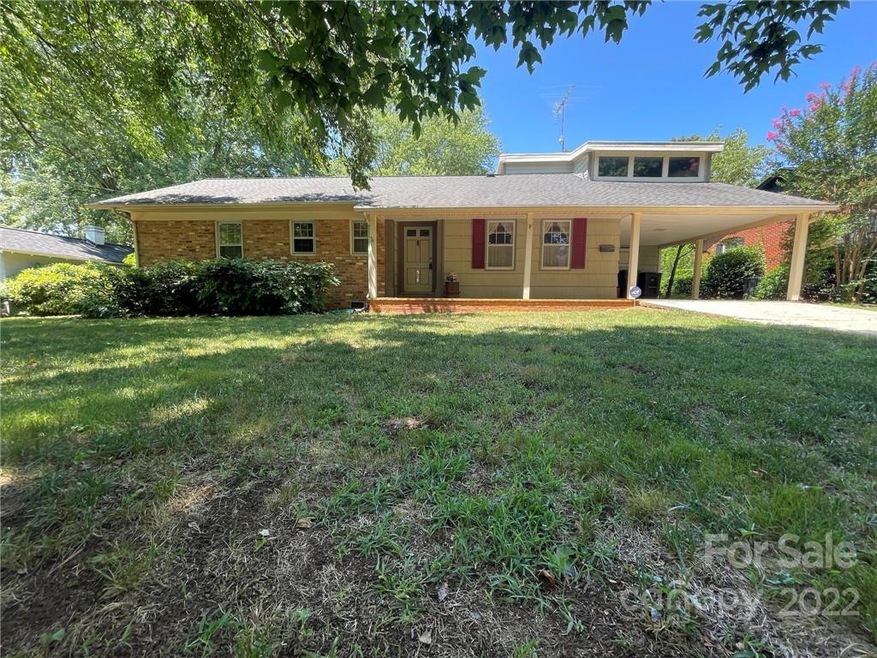 319 Magnolia St, Statesville, NC 28677 - photo 1