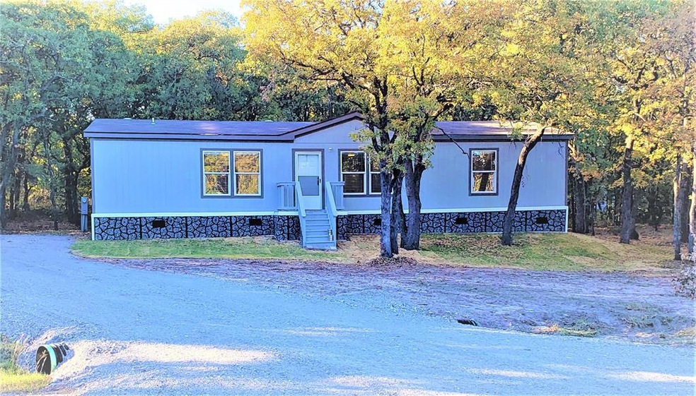 112 Arunda Ct, Weatherford, TX 76085 - photo 1