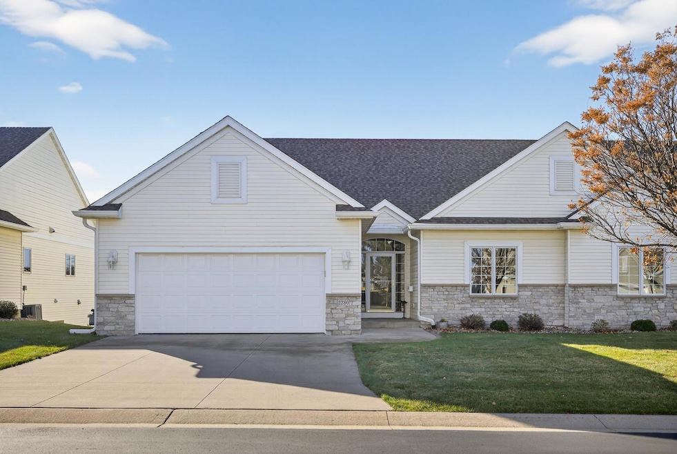 2280 Coral Ct NE, Rochester, MN 55906 - photo 1
