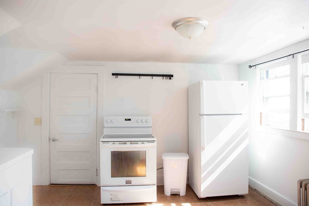 39 Sugarloaf St unit 2, South Deerfield, MA 01373 - photo 1