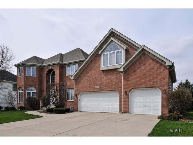 4315 Ariel Ct, Naperville, IL 60564 - photo 1