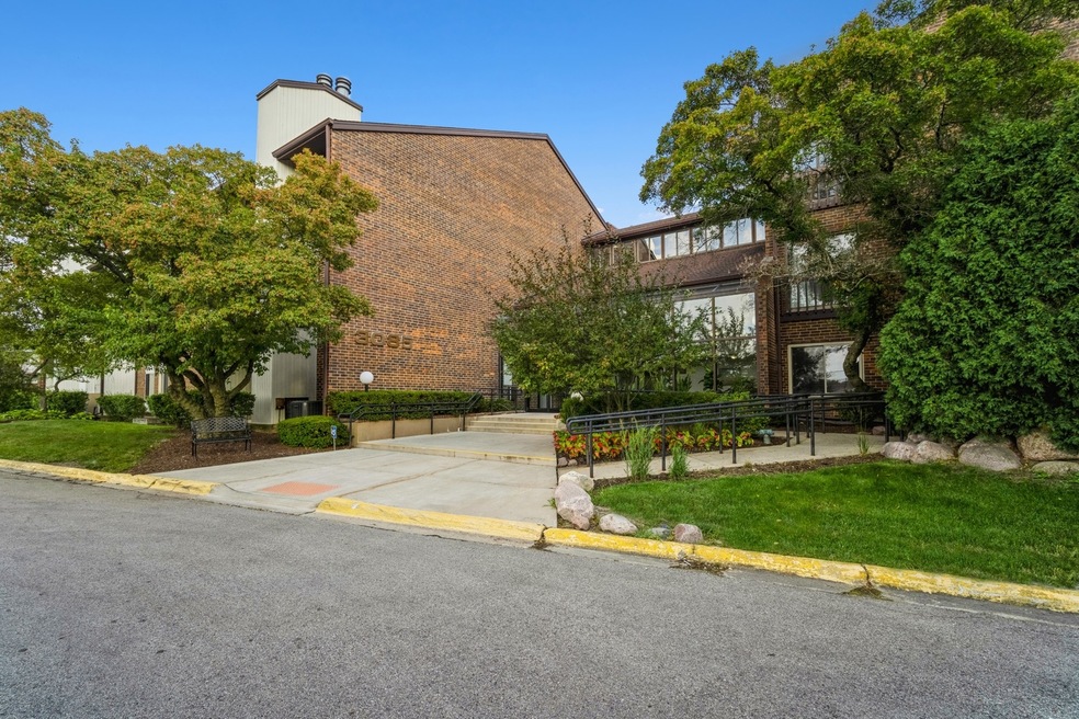 Sold $320,000 • Co-Listing Agent