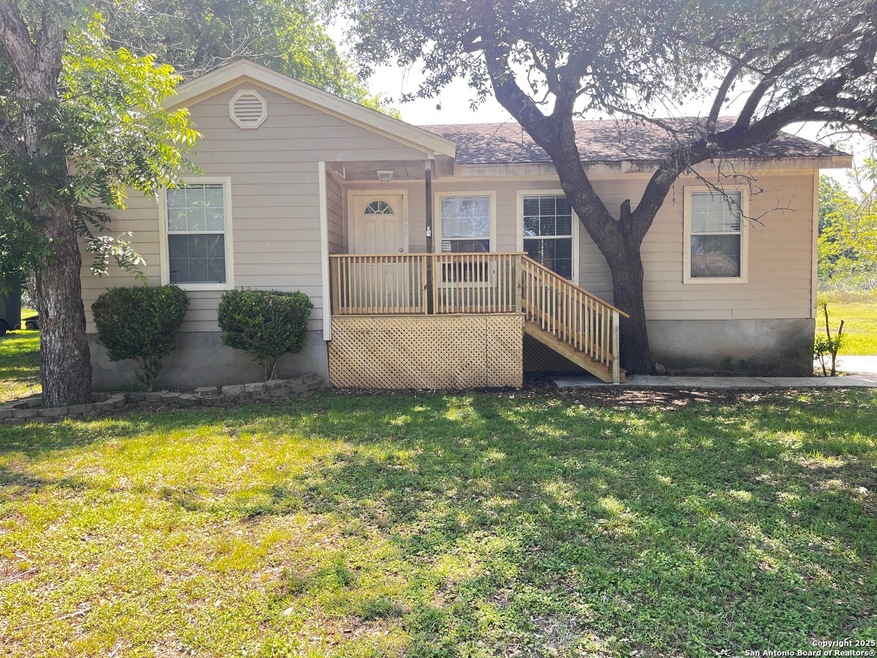 1904 Pecan St, San Marcos, TX 78666 - photo 1