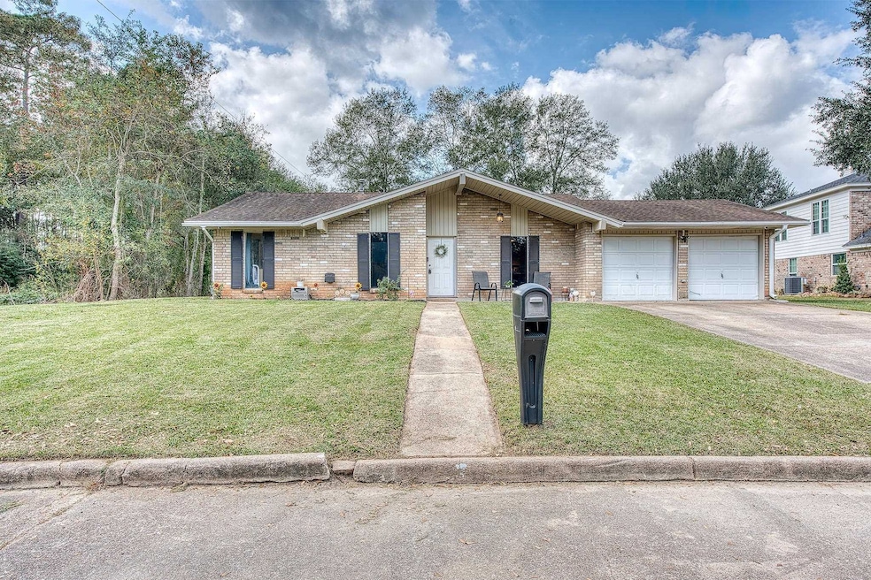 1715 Wexford Dr, Vidor, TX 77662 - photo 1