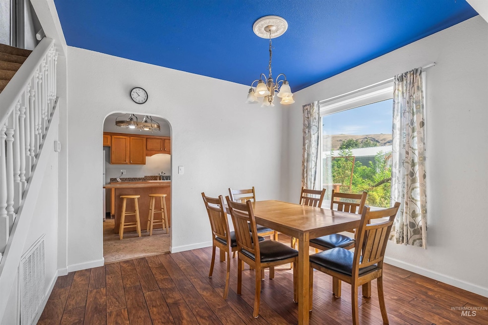 815 2nd St, Asotin, WA 99402 - photo 1