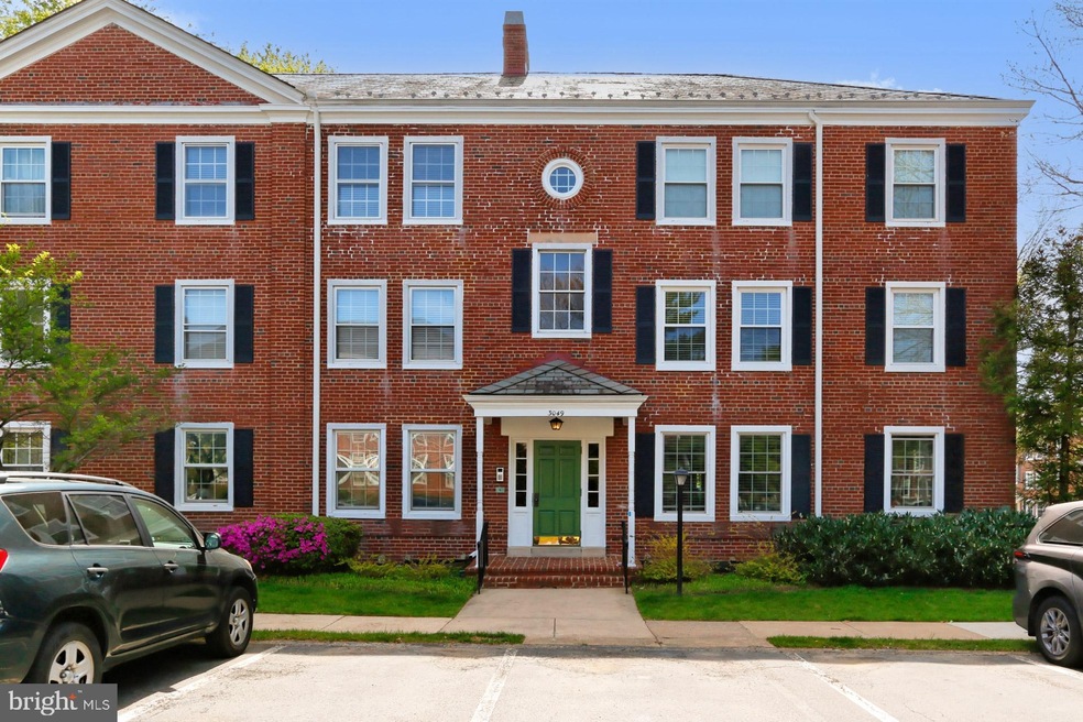 3049 S Buchanan St unit C1, Arlington, VA 22206 - photo 1