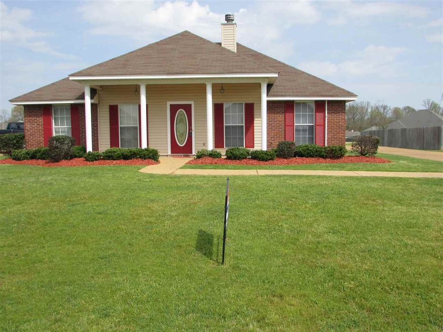 9891 Crooked Creek Blvd, Byram, MS 39272 - photo 1