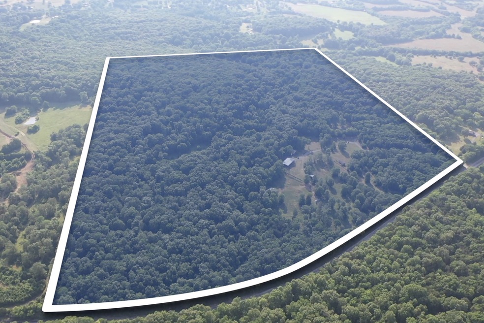 1852 Sparta Pike, Lebanon, TN 37090 - photo 1