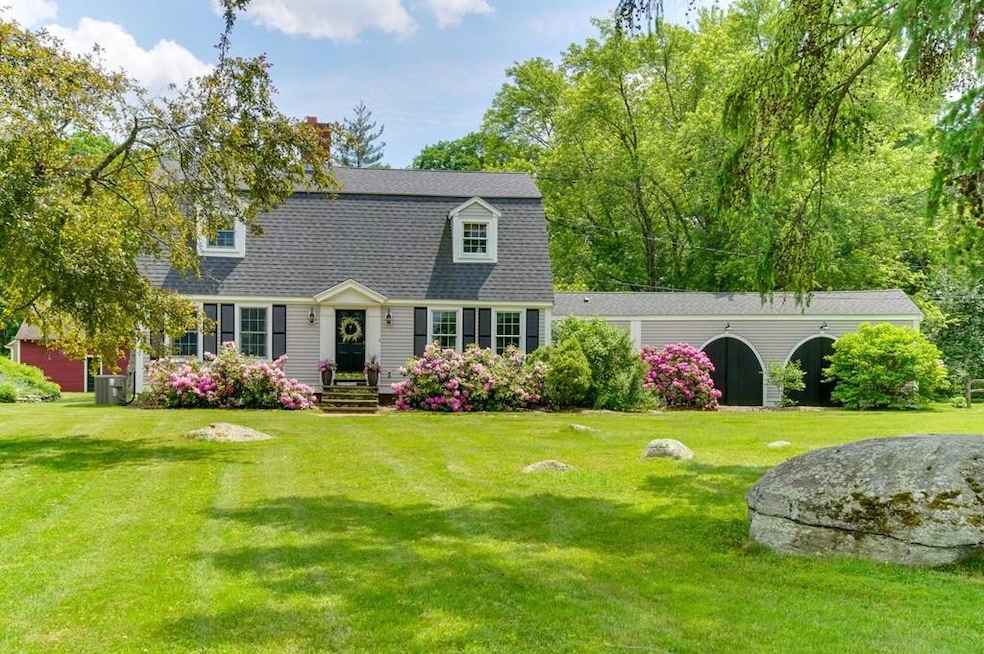 33 Red Pine Dr, Carlisle, MA 01741 - photo 1