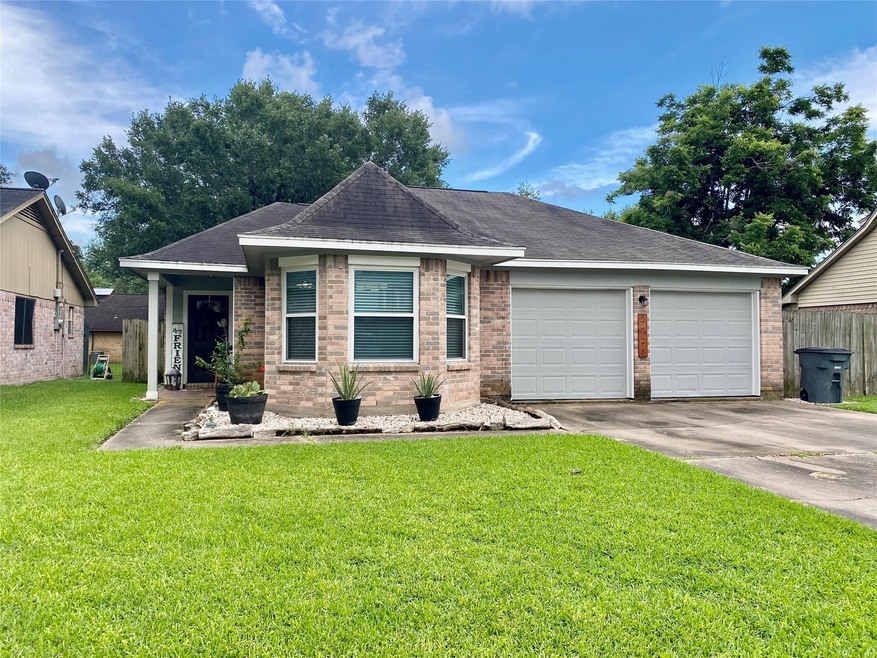 2728 La Mesa St, Bay City, TX 77414 - photo 1