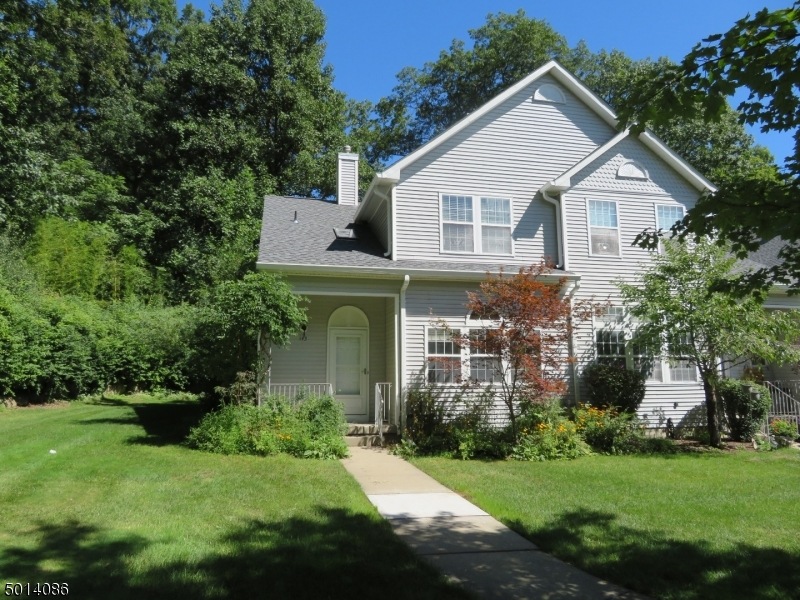 143 Wingate Dr, Hackettstown, NJ 07840 - photo 1