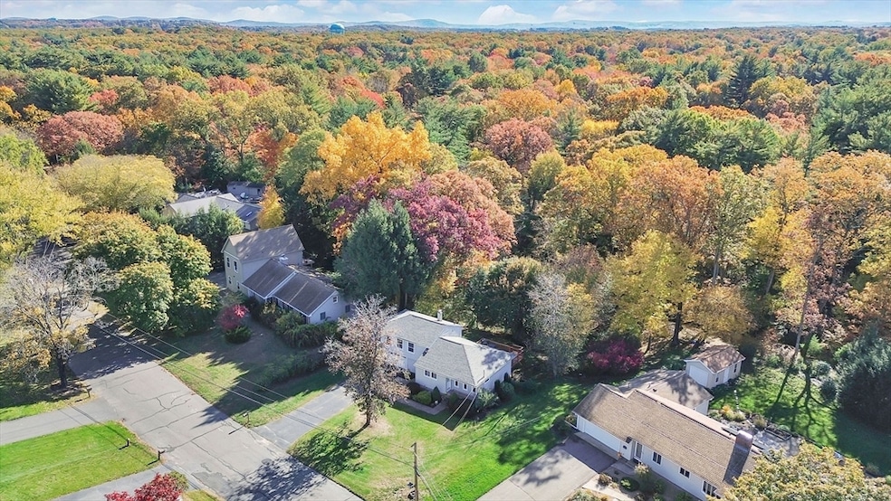 37 Captain Rd, Longmeadow, MA 01106 - photo 1