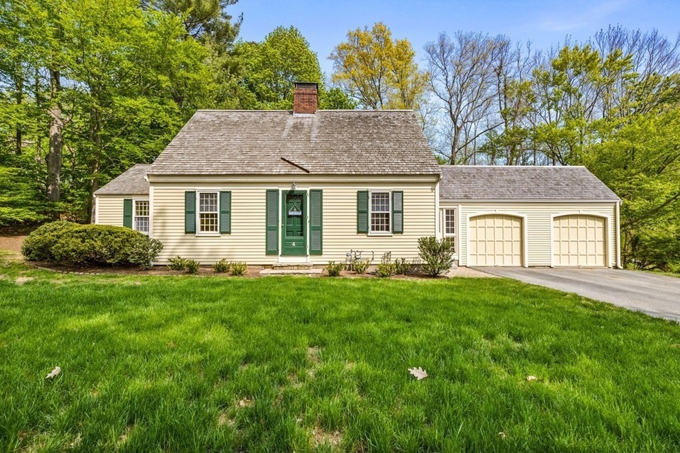 4 Bradley Park Dr, Hingham, MA 02043 - photo 1