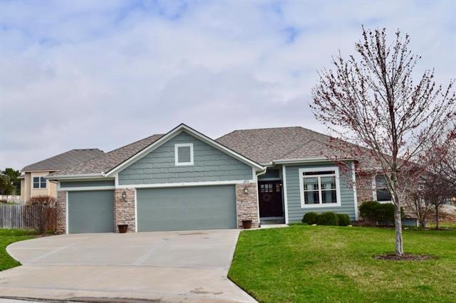 4913 Theden St, Shawnee, KS 66218 - photo 1