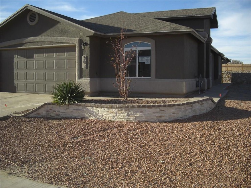 201 Flor Scabiosa Dr, Socorro, TX 79927 - photo 1