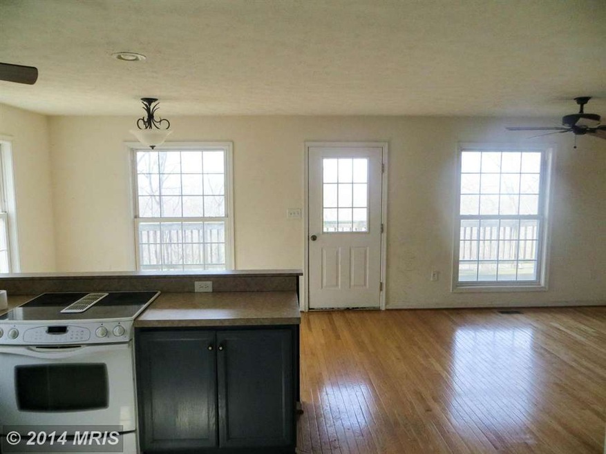 614 Split Rail Rd, Front Royal, VA 22630 - photo 1