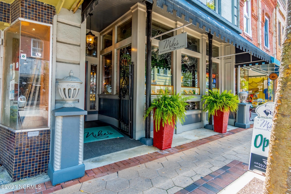 222 Middle St New Bern NC 28560