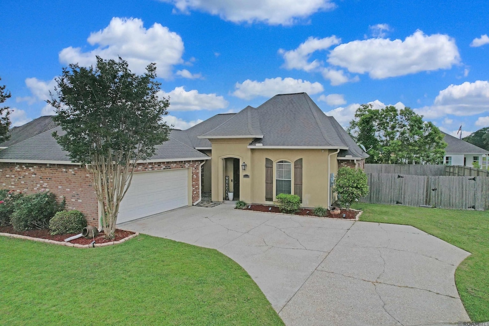 6900 Lakeland Dr, Zachary, LA 70791 - photo 1