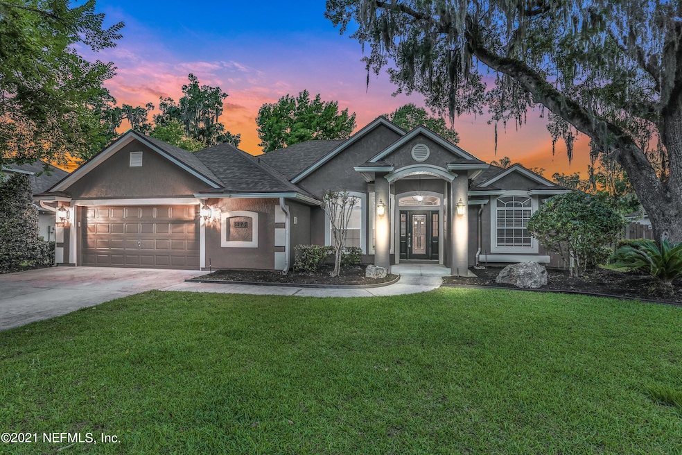 1823 Sentry Oak Ct Fleming Island 32003