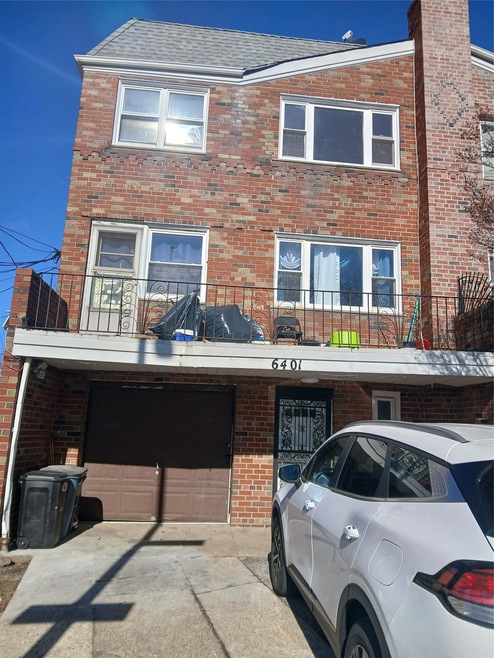 64-01 Borden Ave unit 3, Maspeth, NY 11378 - photo 1
