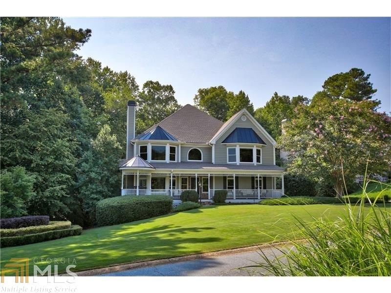 Renovated Southern Traditional with Lake view from