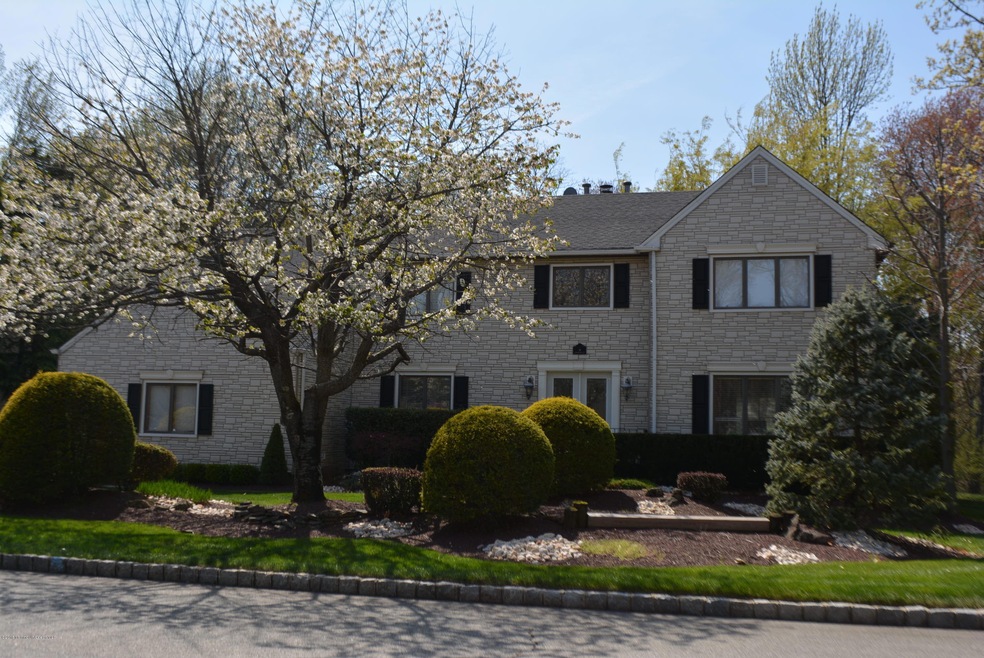 15 Cambridge Ct, Marlboro, NJ 07746 - photo 1