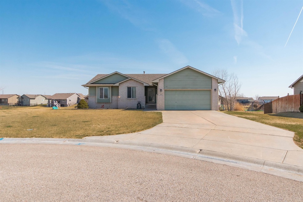 841 S Longbranch Cir, Maize, KS 67101 - photo 1