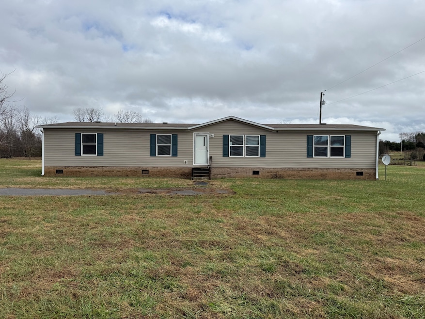 980 Market St, Elkton, TN 38455 - photo 1