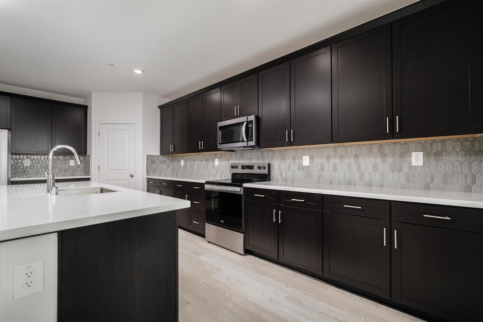 1300 Bastion Ave, Galt, CA 95632 - photo 1