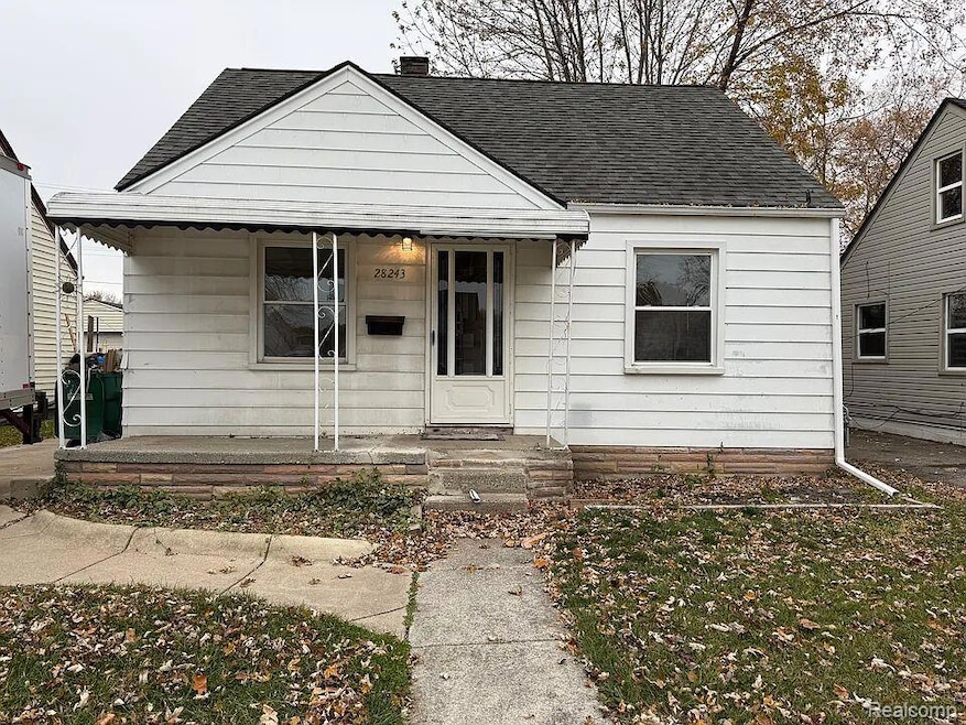 28243 Schram St, Roseville, MI 48066 - photo 1