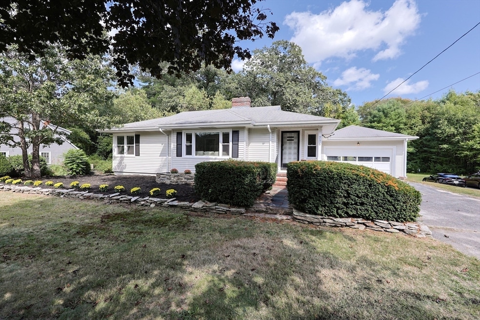 256 S Main St, Hopedale, MA 01747 - photo 1