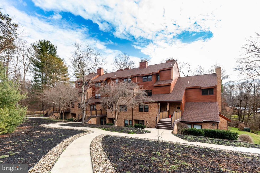 7553 Weather Worn Way unit E, Columbia, MD 21046 - photo 1