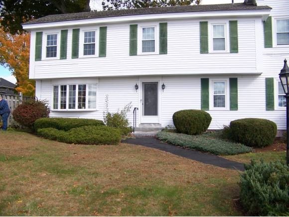 29-1 Lake St unit 1, Wolfeboro, NH 03894 - photo 1