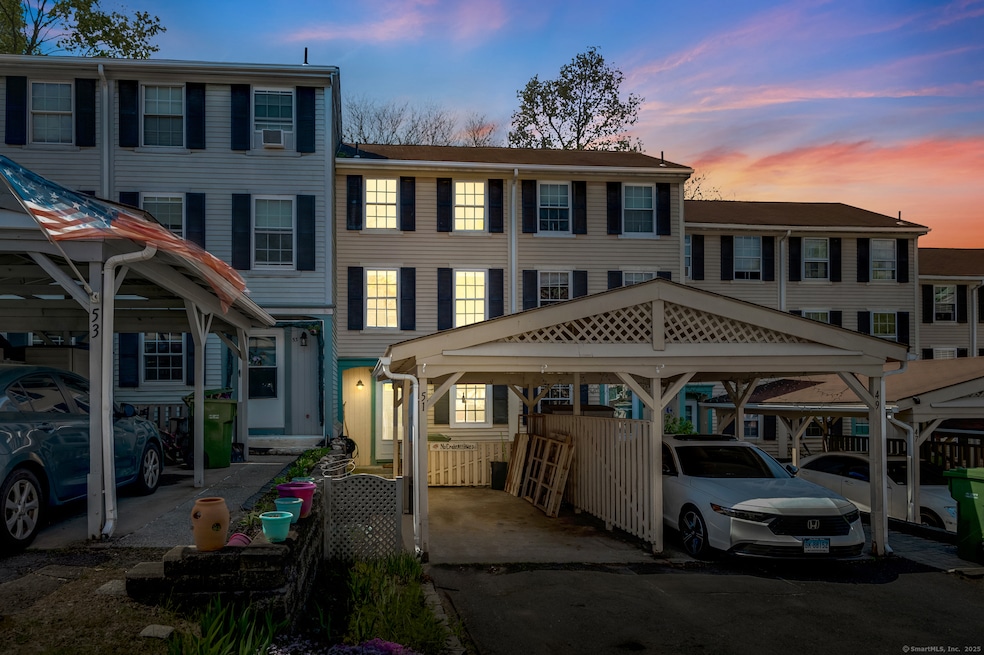 51 Rising Trail Dr unit 51, Middletown, CT 06457 - photo 1