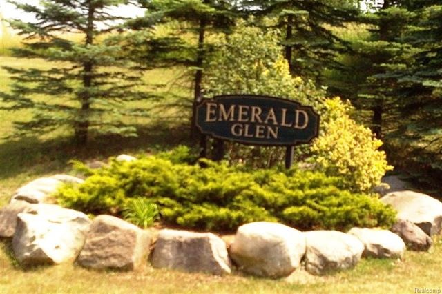 Emerald Glen.jpg