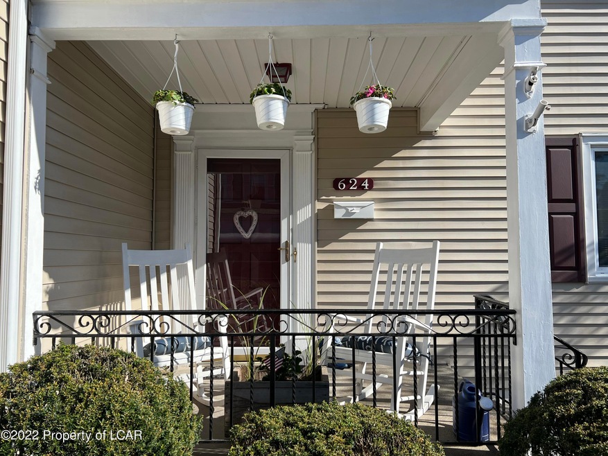 624 Front Porch
