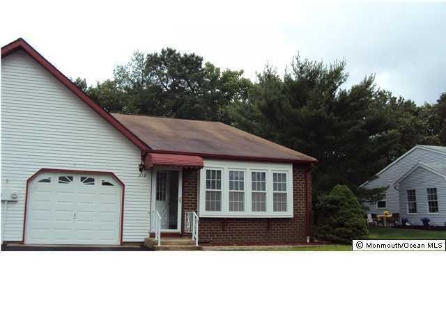 21B Birchwood Dr unit B, Whiting, NJ 08759 - photo 1