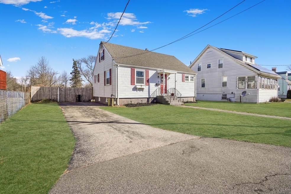 96 Centre St, Somerset, MA 02726 MLS 73201040