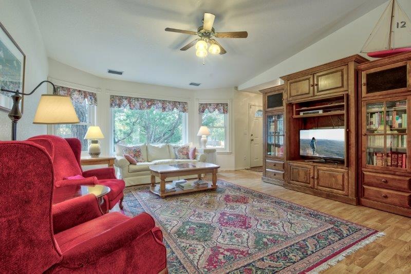 Living Room (1)
