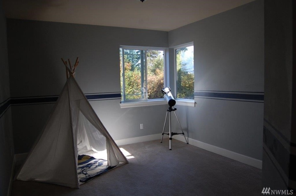 1323 Smith St SE, Olympia, WA 98501 - photo 1