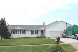 Front view of Meadow View