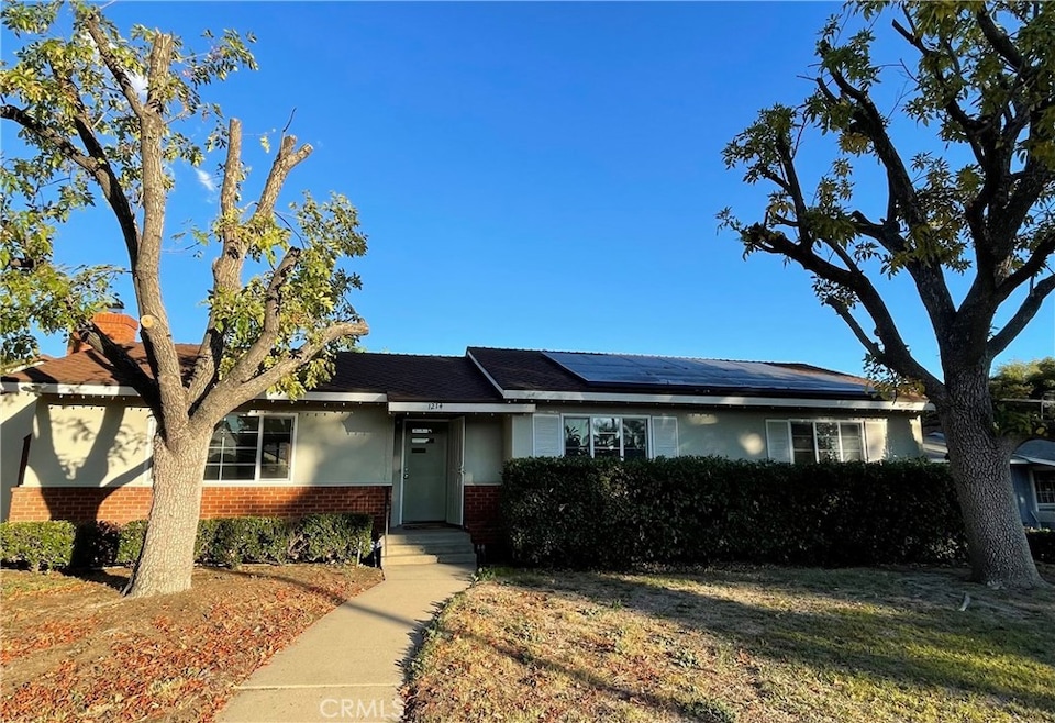 1214 N Laurel Ave, Upland, CA 91786 - photo 1