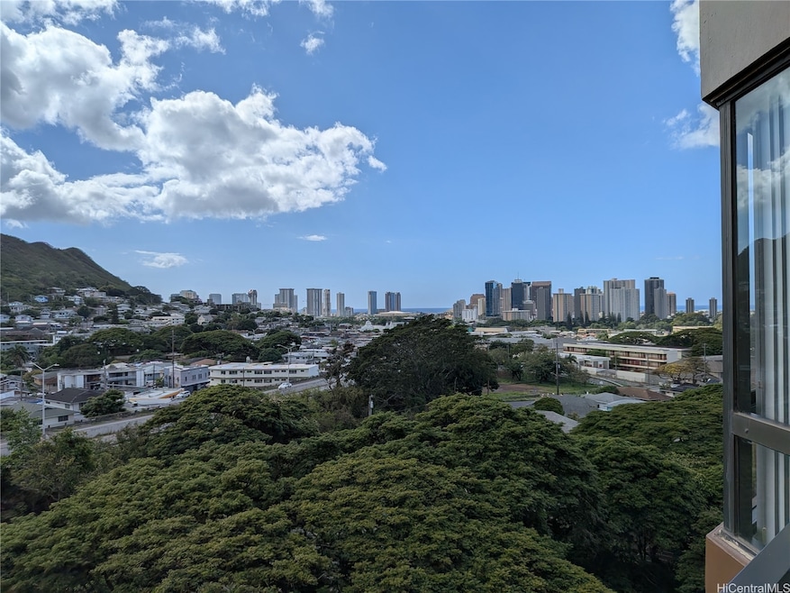 Nuuanu Brookside unit 1103, Honolulu, HI 96817 - photo 1