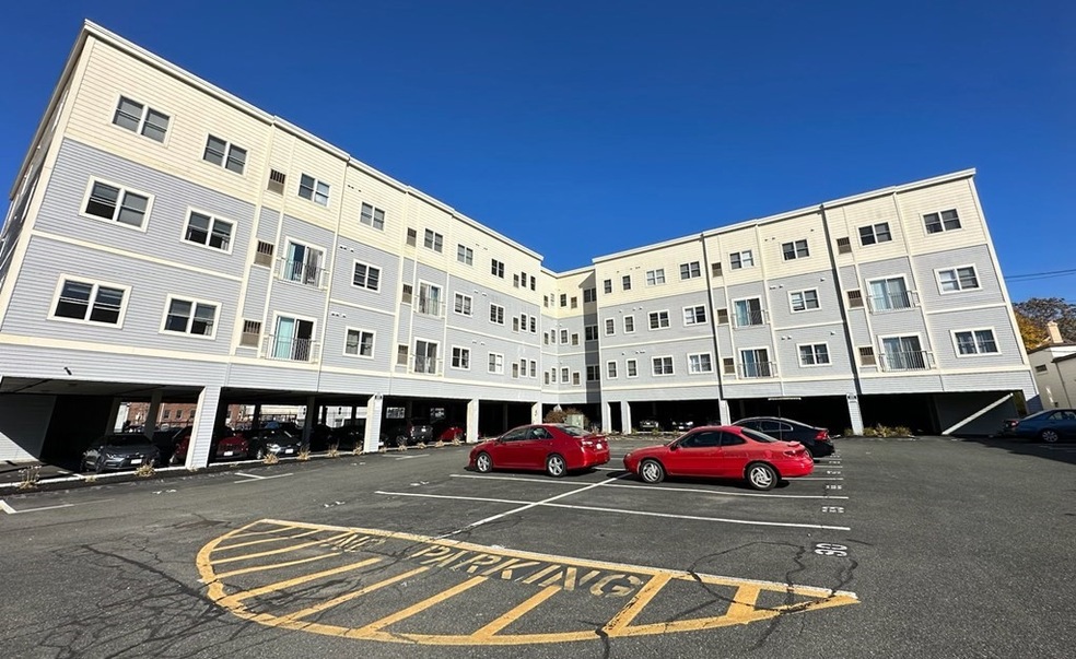 75 Walnut St unit 312, Peabody, MA 01960 - photo 1