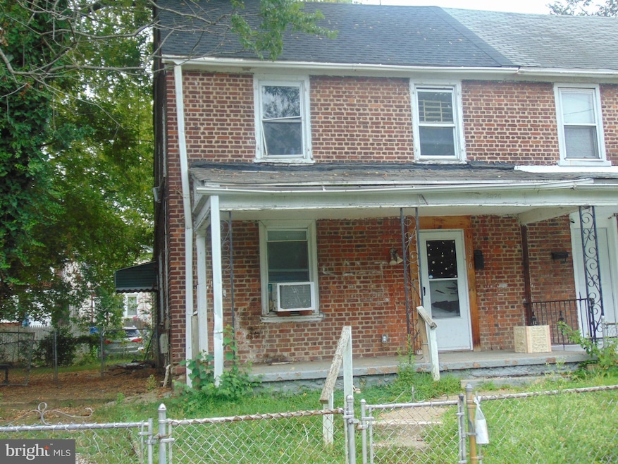 2870 Kansas Rd, Camden, NJ 08104 - photo 1
