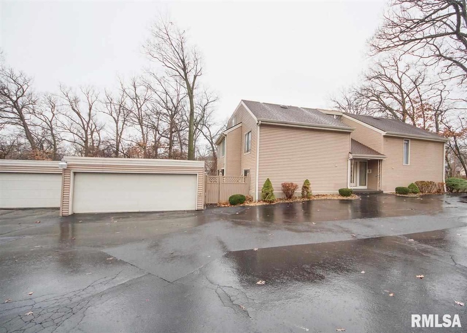 3620 38th St unit 6, Rock Island, IL 61201 - photo 1