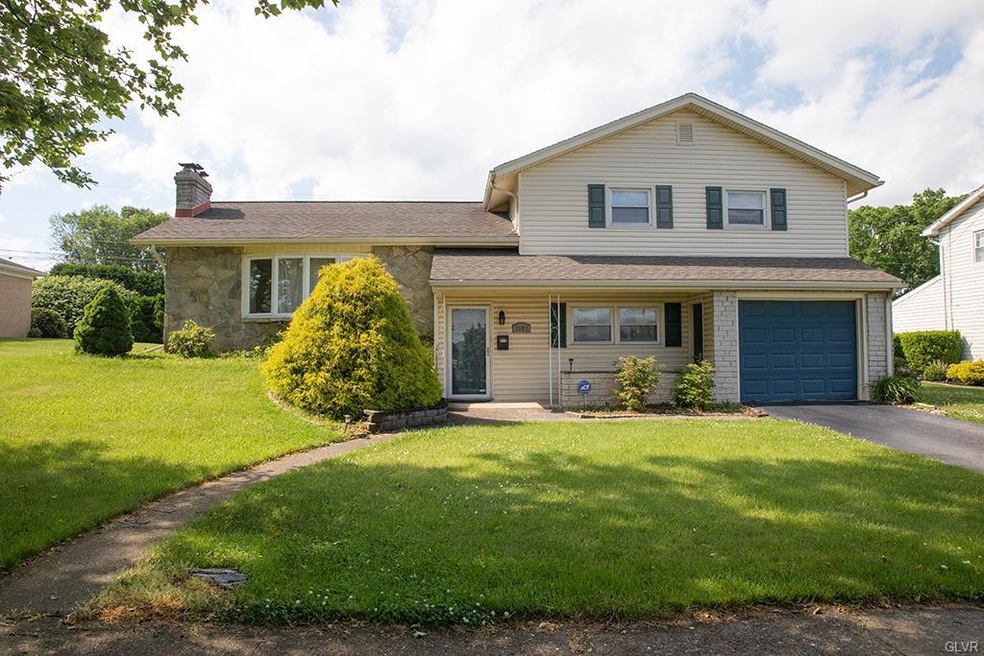 1131 W Highland St, Whitehall, PA 18052 - photo 1