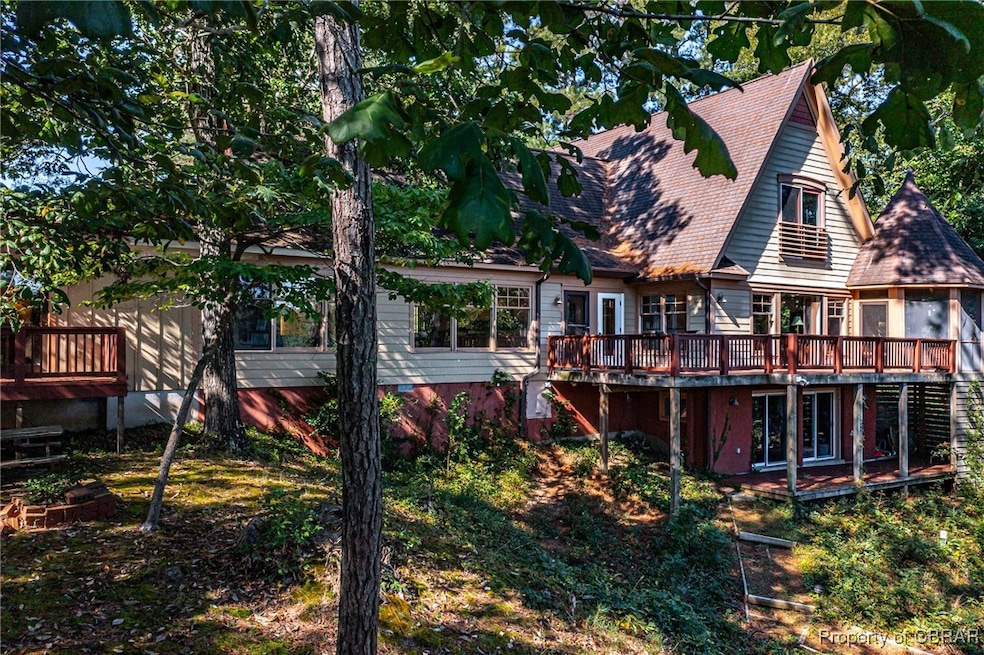 Pending $1,025,000