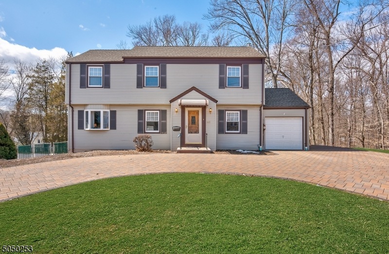 143 N Livingston Ave, Livingston, NJ 07039 - photo 1